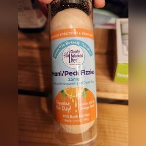 Mani/pedicure fizzies
